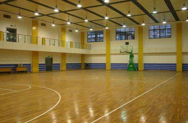 懸浮拼裝地板在籃球場鋪裝有哪些基本的施工要求?